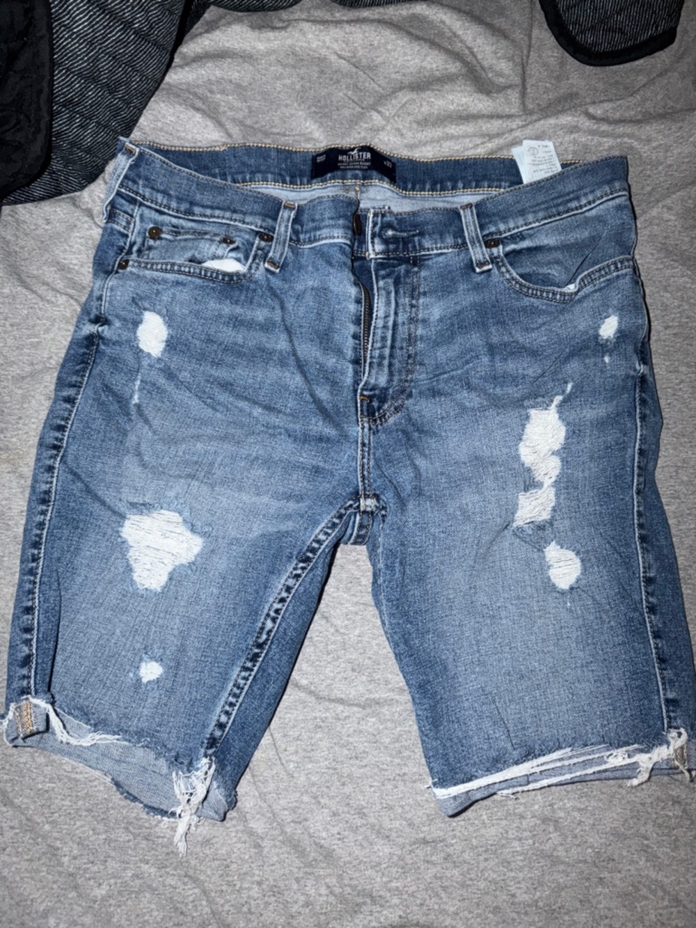 Hollister Men's Distressed Denim Shorts - size 33
